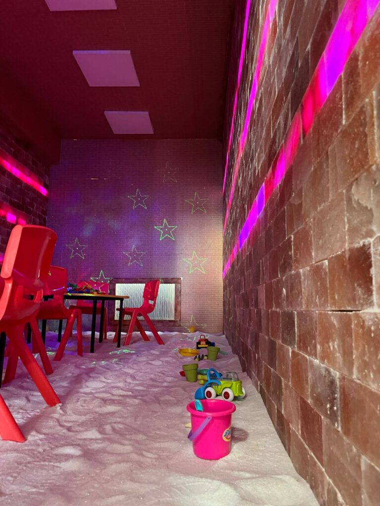 1000170307-768x1024