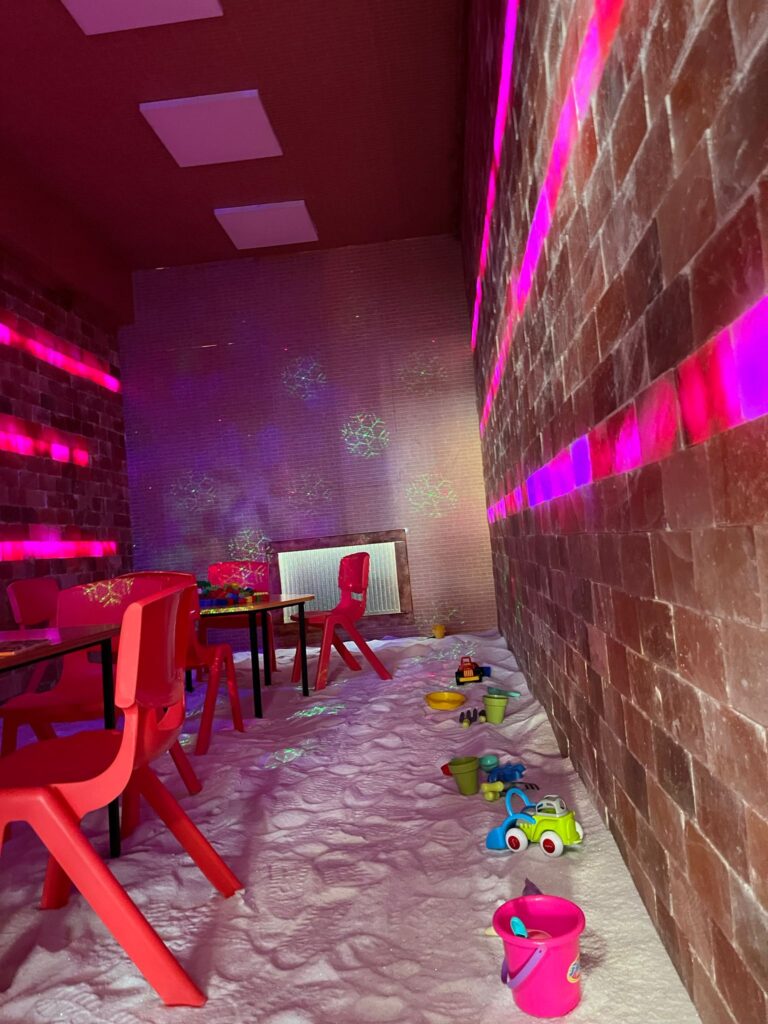 1000170308-768x1024
